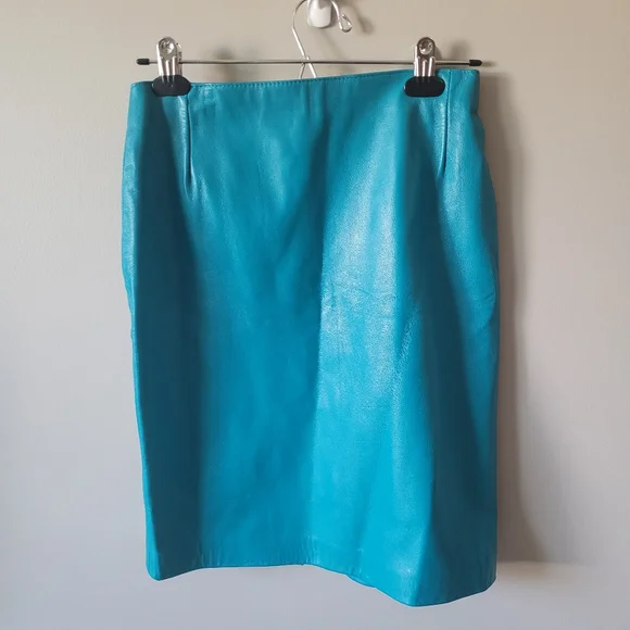 1980s teal blue leather jacket and pencil skirt, 3 piece suit set - Picture 7 of 16